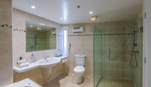 One-Bedroom King Suite