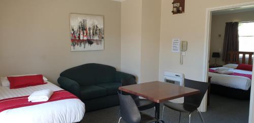 Family One-Bedroom Apartment