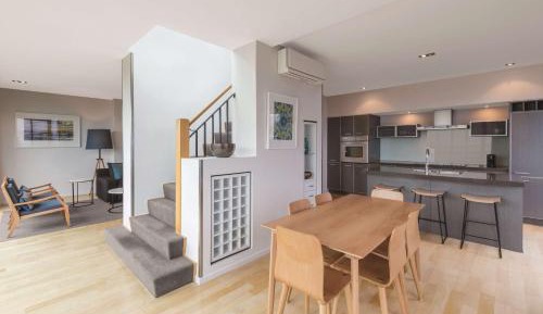 Three-Bedroom Penthouse Apartment