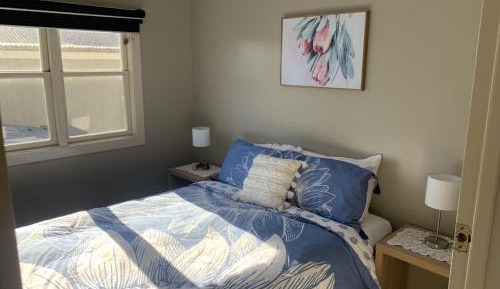 Queen Room with Shared Bathroom