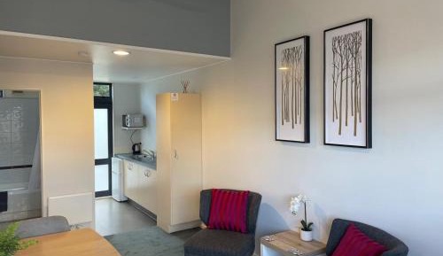 Executive Queen Suite