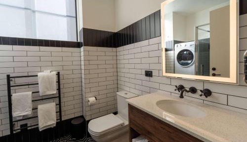 Executive One-Bedroom Suite
