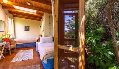 Twin Room with Shared Bathroom