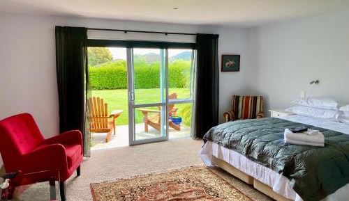 Deluxe King Suite