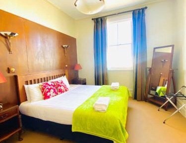 Deluxe Suite with Sea View