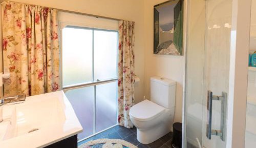 Queen Room with Garden View