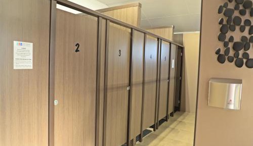 Large Standard Cabin with Shared Bathroom