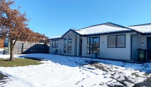 Three-Bedroom Vacation Home 