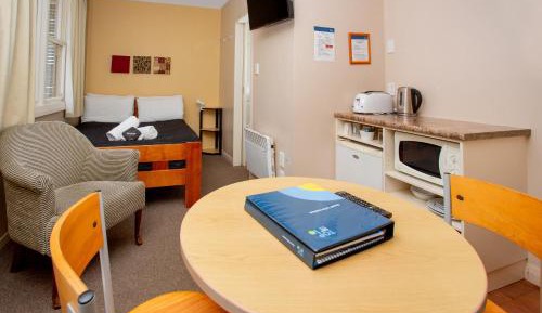 Economy Studio - Sleeps 2