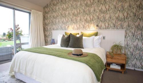 Deluxe Double Room with Bath