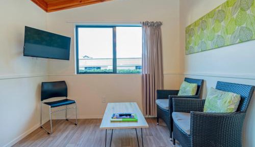 Two-Bedroom Cabin - Shared Bathroom and Toilet