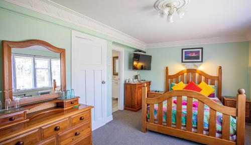 Superior Room with Private Bathroom