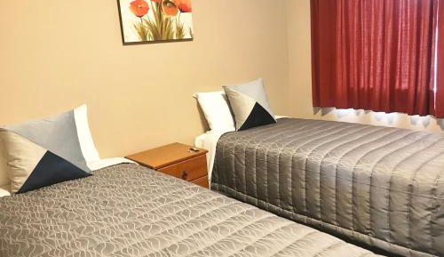 Executive Two-Bedroom Apartment with Spa Bath 4
