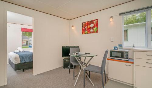 One-Bedroom Bungalow