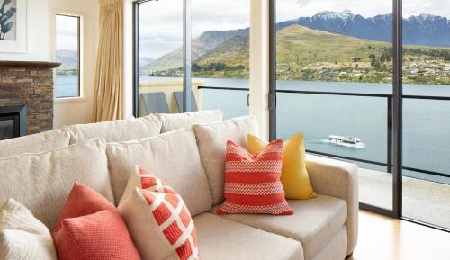 Lakeview Premium Two-Bedroom Villa