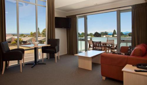 Deluxe Two-Bedroom Suite