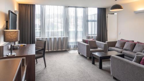 Executive One-Bedroom Suite