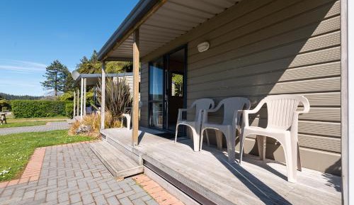 Studio Cabin with Kitchenette
