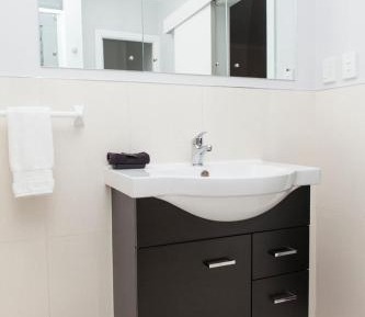 Deluxe Two-Bedroom Apartment