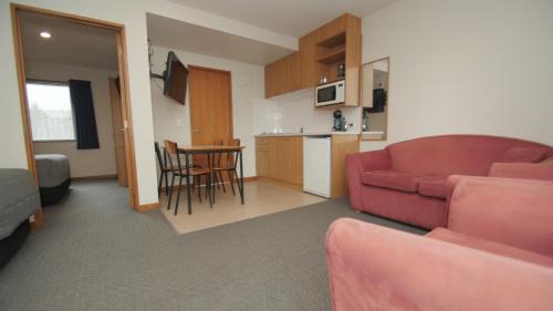 Executive One-Bedroom Apartment