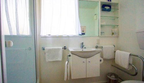 Kiwi King Room 