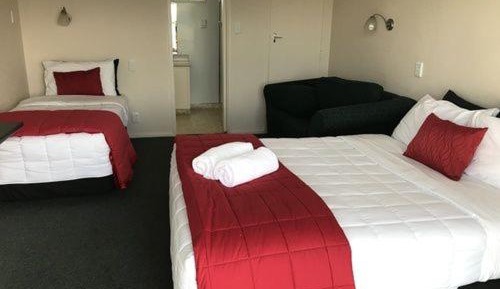 Standard Studio (3 Adults)
