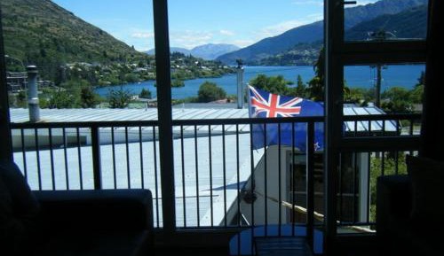 Standard Double Room with Shared Bathroom
