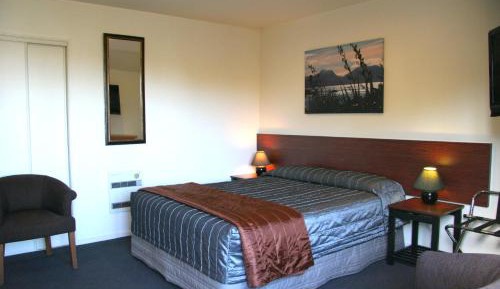 One Bedroom Family Apartment 