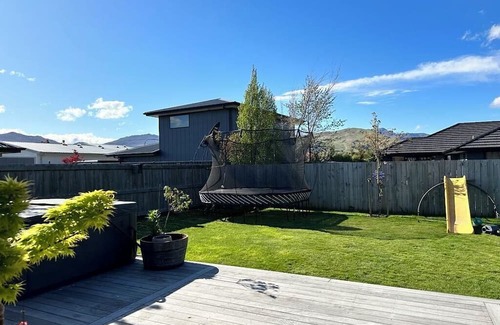 Lower Shotover House | Home Sweet Home with Hot Tub and large outdoor entertaining space