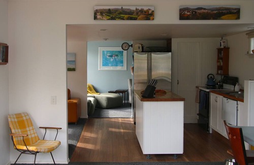 Karitane House | Karitane Coastal Haven - Unwind on Parata Ave