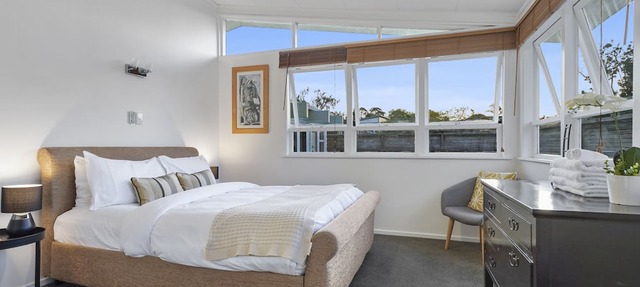 Gorgeous Family Home-Fully Fenced & Toys