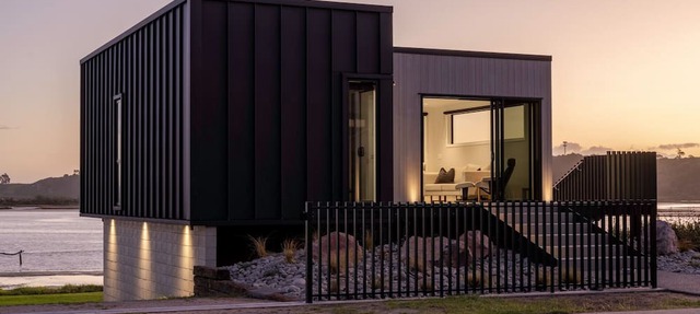 690A Pukehina - Whare Iti