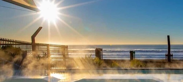 Beach Front Abode- 2 Bed 2 Bath