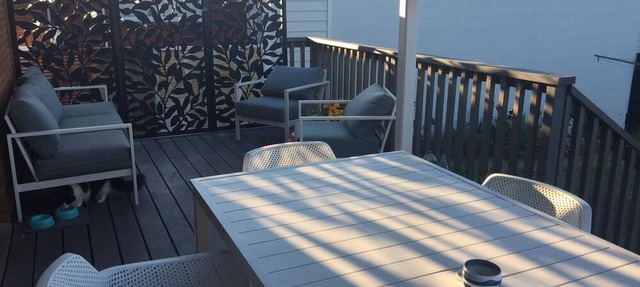 Pool, sky tv, darts. A great place for families! Not a party house…