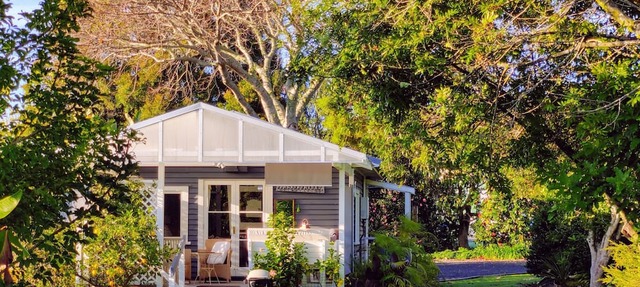 Private 5 Star Romantic Cottage