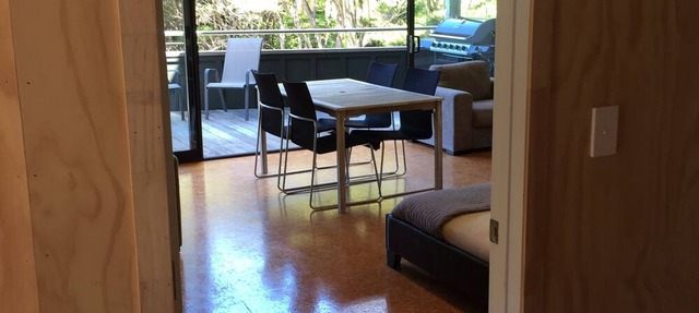 Sunny Elevated (Rimu Studio) with Sea Views