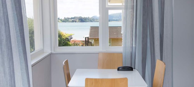 Harbour View Motel and Water Front Apartments