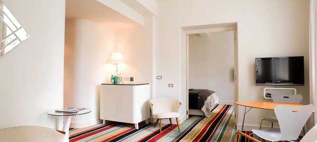 Hotel DeBrett