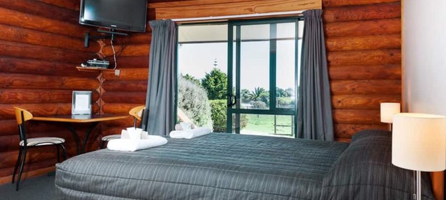 Shining Star Beachfront Accommodation