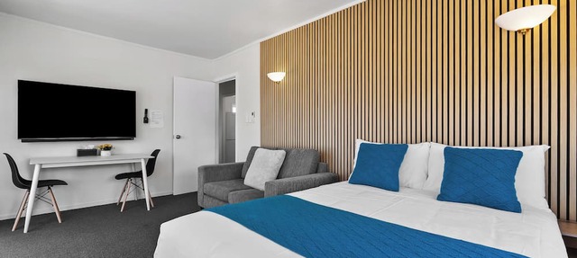Summer Inn Motel
