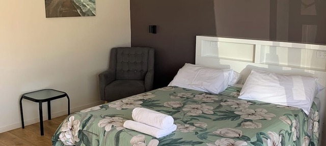 Wayfarer Motel