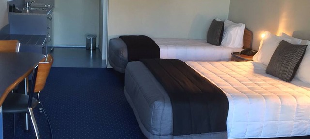Bay City Motor Lodge