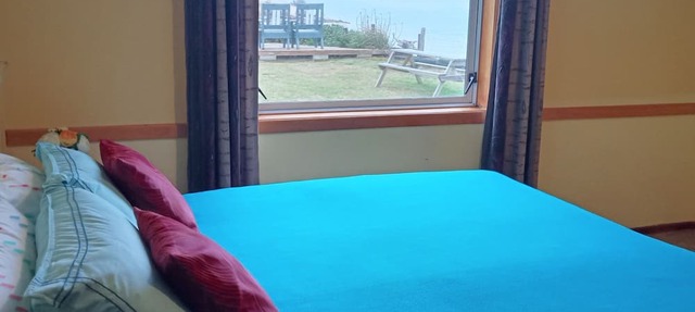 Surat Bay Lodge, Motel and Backpackers