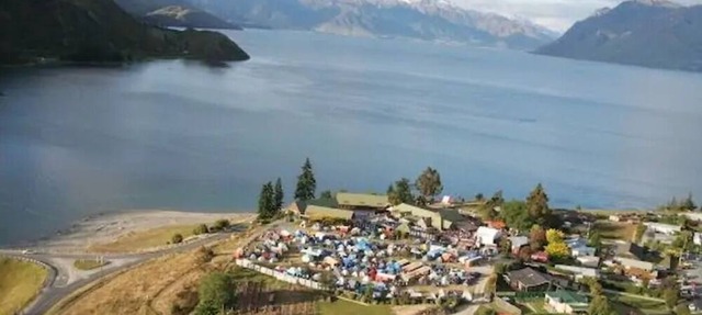 Spacious Lake Hawea Home- 15 Mins from Wanaka