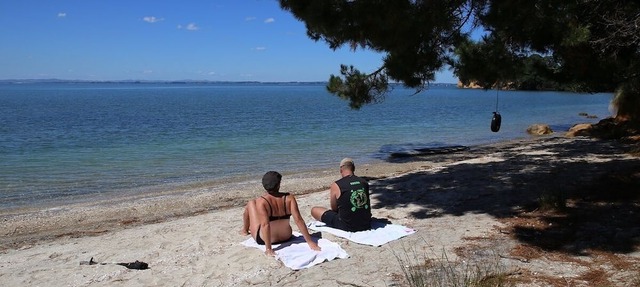 AWHITU GREENOCK BEACH - FAMILY HOLIDAY