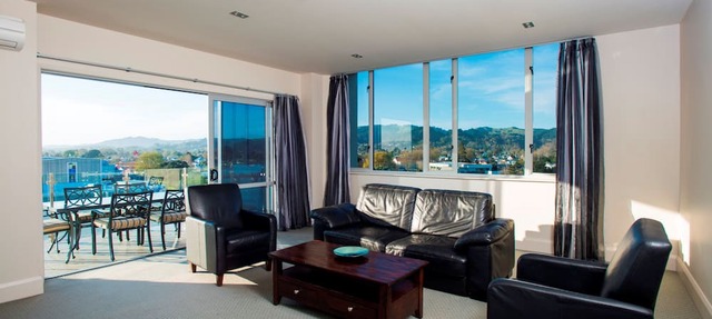 Emerald Hotel