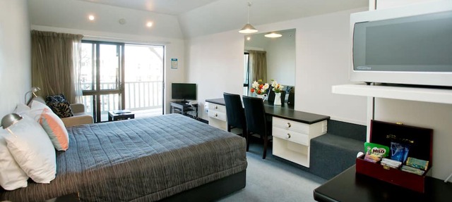 Cable Court Motel