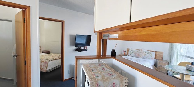 Motel Six