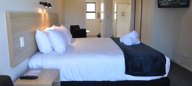 Balmoral Motel