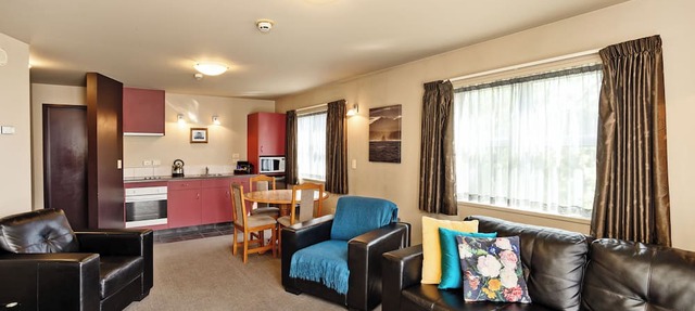 Balmoral Lodge Motel